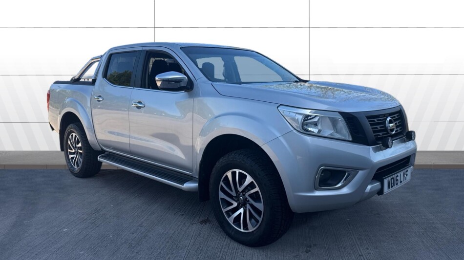 Nissan Navara Np300 Diesel Double Cab Pick Up N-Connecta 2.3dCi 190 4WD